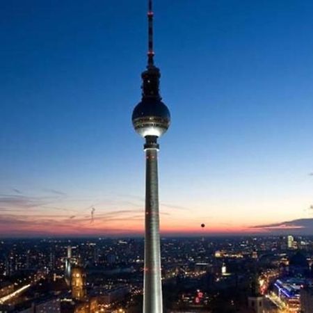Romantic Style Apartment Berlin Alexanderplatz Dış mekan fotoğraf